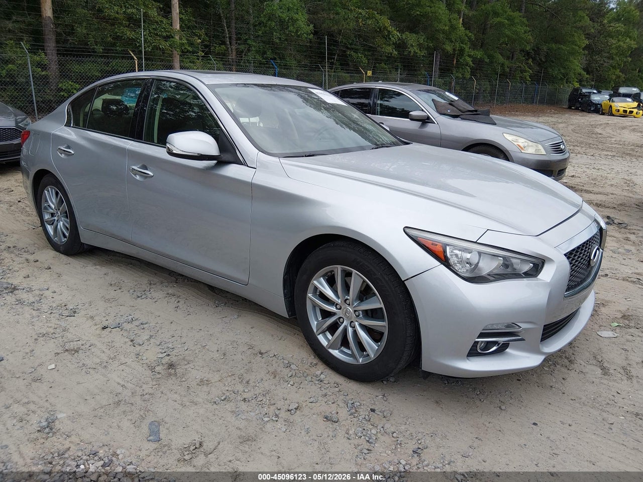 JN1EV7AP6HM****** · 2017 INFINITI Q50 3.0T PREMIUM