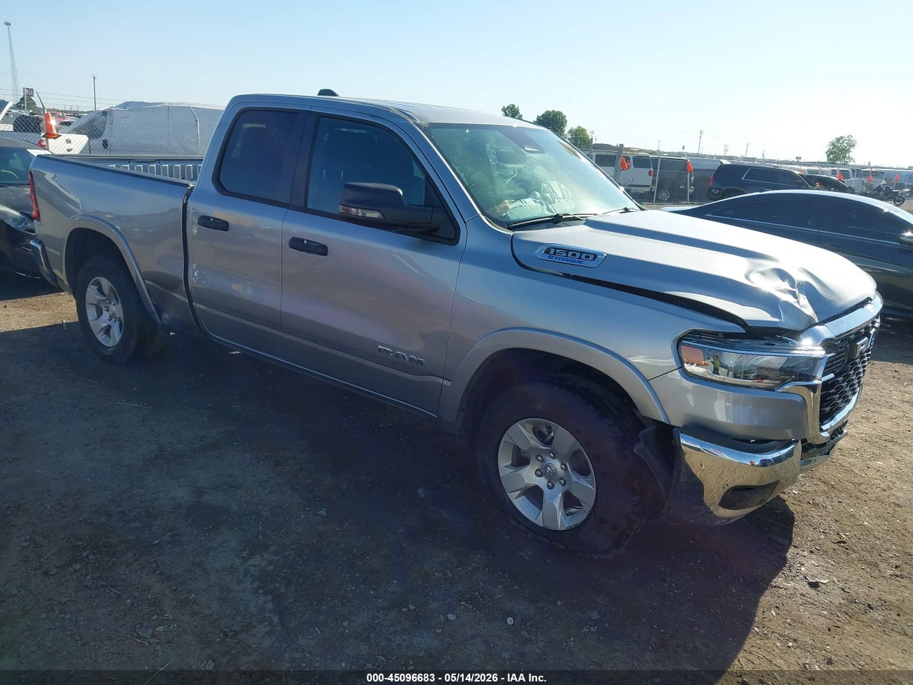 2025 RAM 1500 BIG HORN CREW CAB 4X4 6'4 BOX