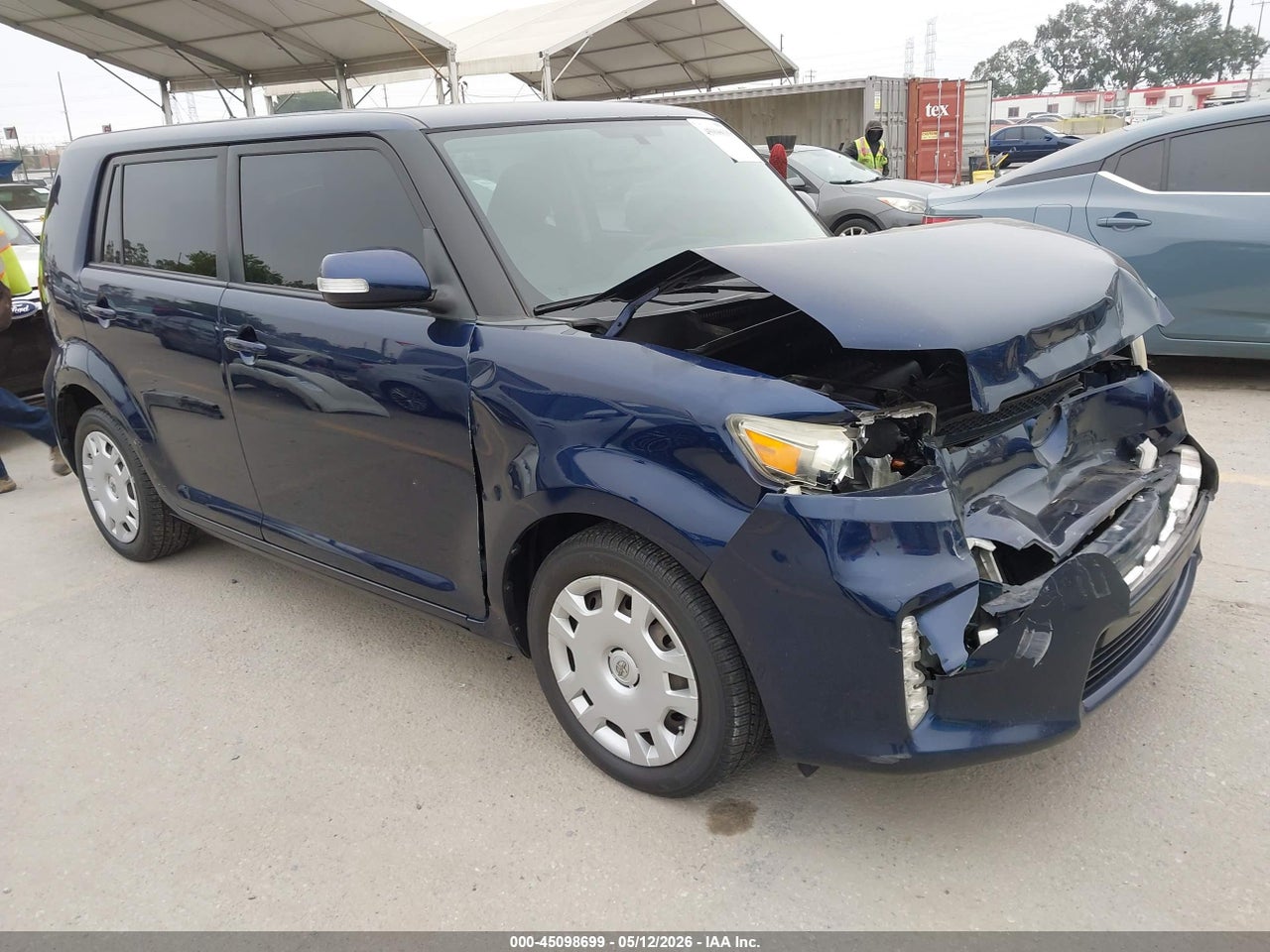 JTLZE4FE7FJ****** · 2015 SCION XB