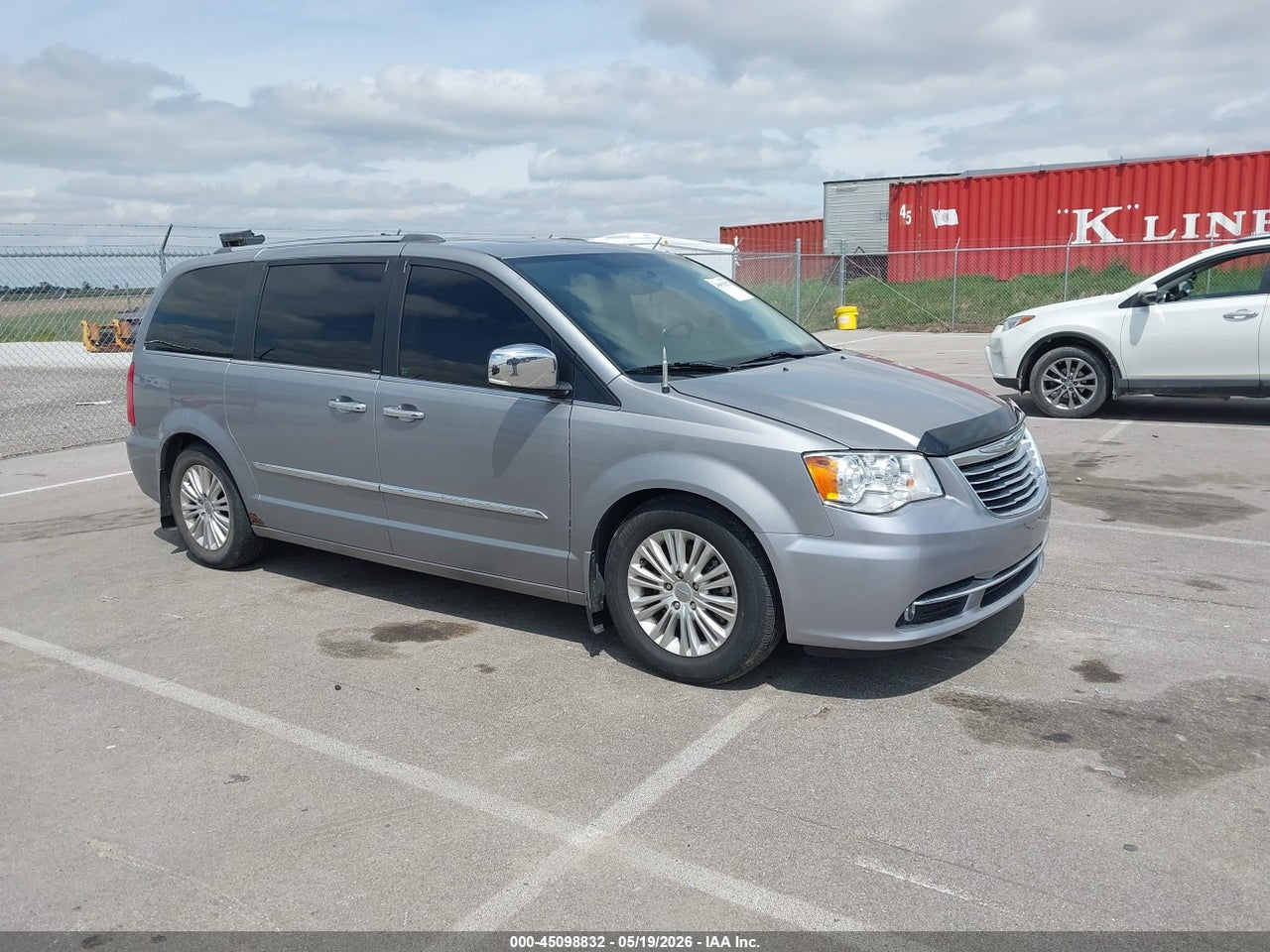 2C4RC1GG2DR****** · 2013 CHRYSLER TOWN &amp; COUNTRY LIMITED