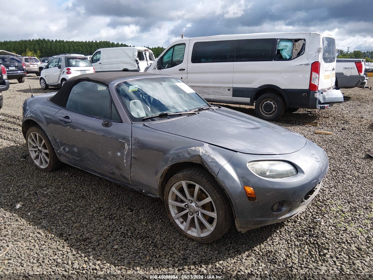 JM1NC25FX60****** · 2006 MAZDA MX-5 GRAND TOURING