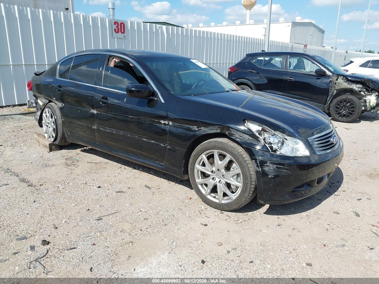 JNKCV61E19M****** · 2009 INFINITI G37 JOURNEY