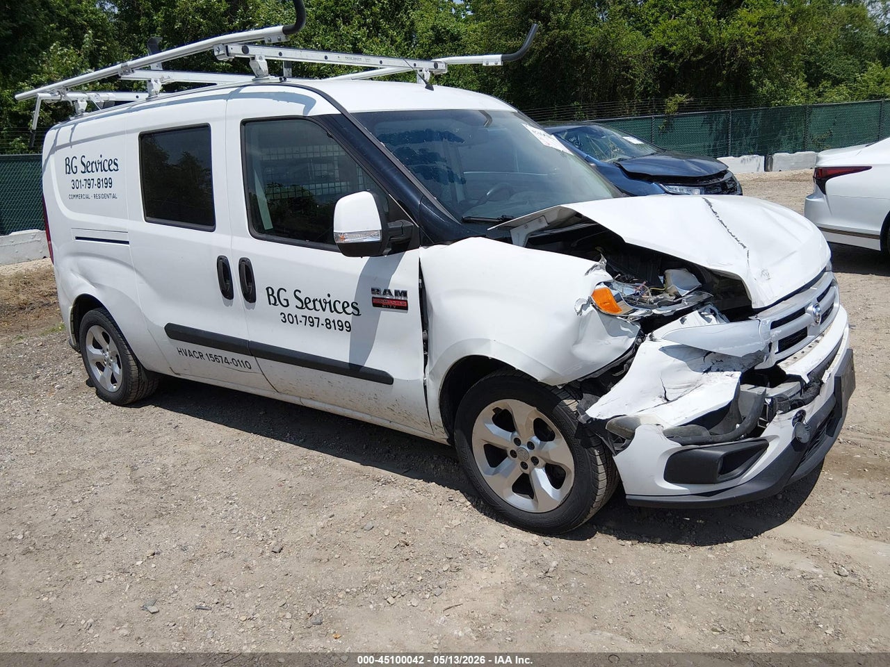 ZFBERFBB5H6****** · 2017 RAM PROMASTER CITY TRADESMAN SLT