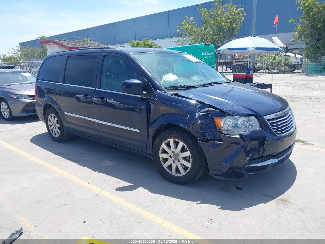 2C4RC1BGXGR****** · 2016 CHRYSLER TOWN &amp; COUNTRY TOURING