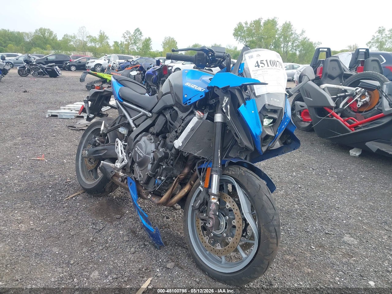 JS1EM13BXS7****** · 2025 SUZUKI GSX800 F