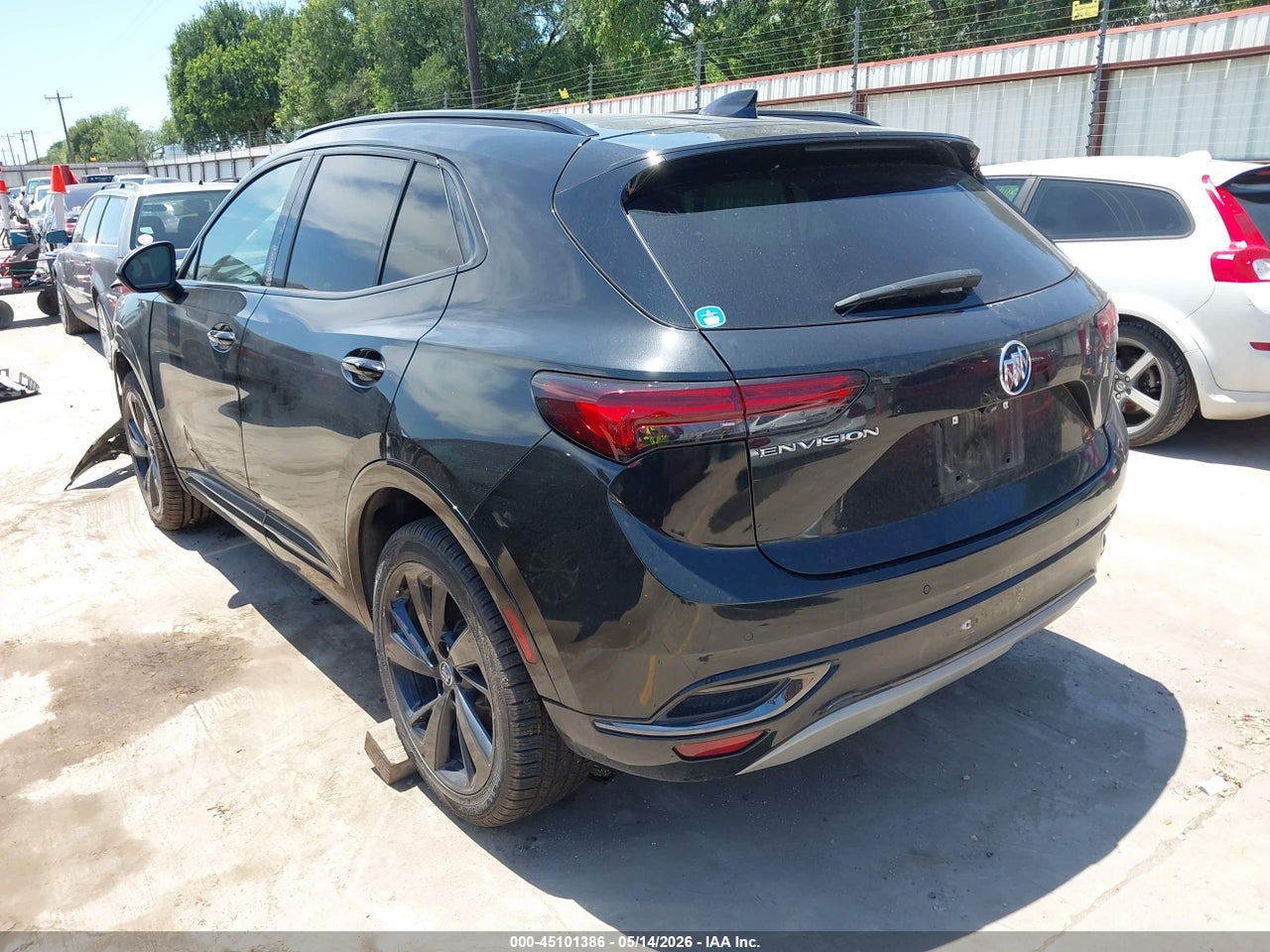 2023 BUICK ENVISION ESSENCE FWD · 3/10