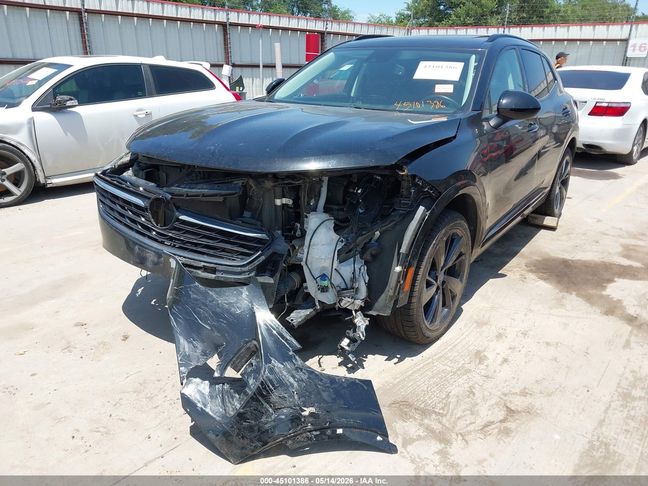 2023 BUICK ENVISION ESSENCE FWD · 2/10