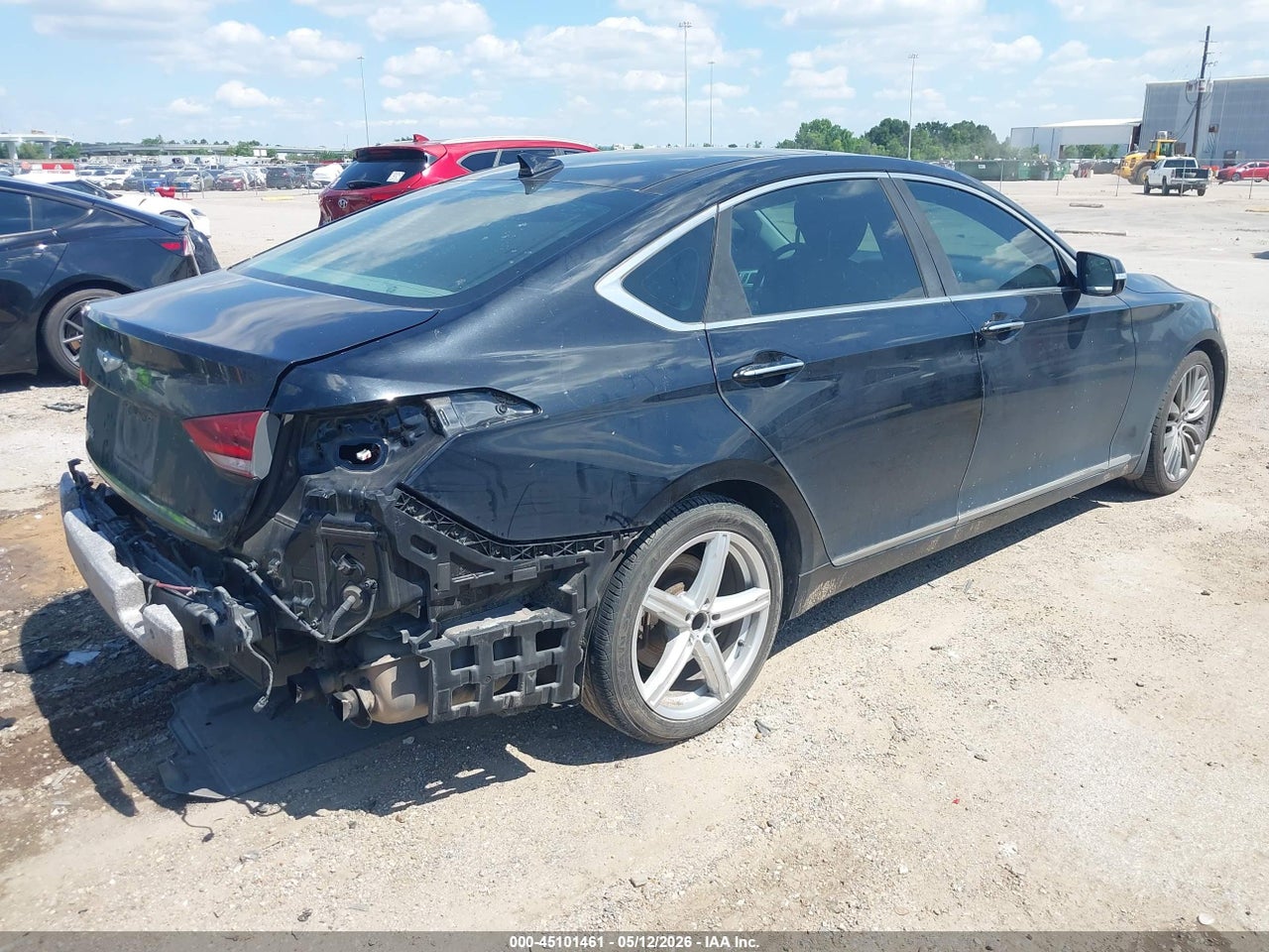 2015 HYUNDAI GENESIS 5.0 · 4/11