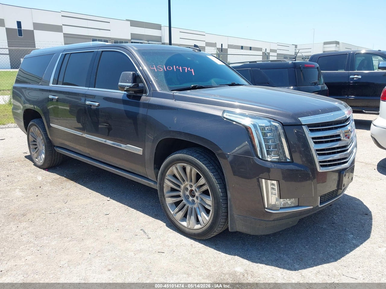 1GYS4KKJXGR****** · 2016 CADILLAC ESCALADE ESV PLATINUM