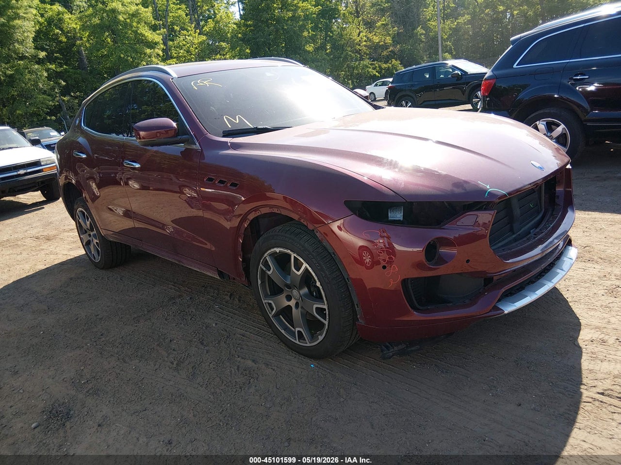 ZN661XUL6HX****** · 2017 MASERATI LEVANTE