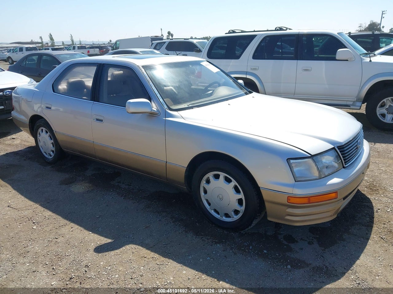 JT8BH22F0T0****** · 1996 LEXUS LS 400