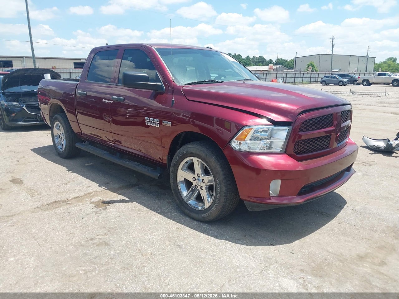 3C6RR7KTXHG****** · 2017 RAM 1500 EXPRESS  4X4 5'7 BOX