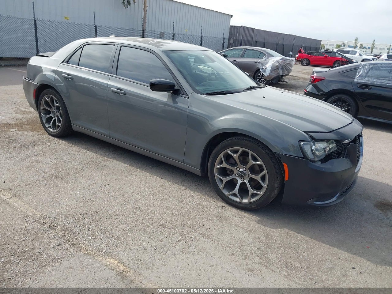 2C3CCAAG8JH****** · 2018 CHRYSLER 300 TOURING