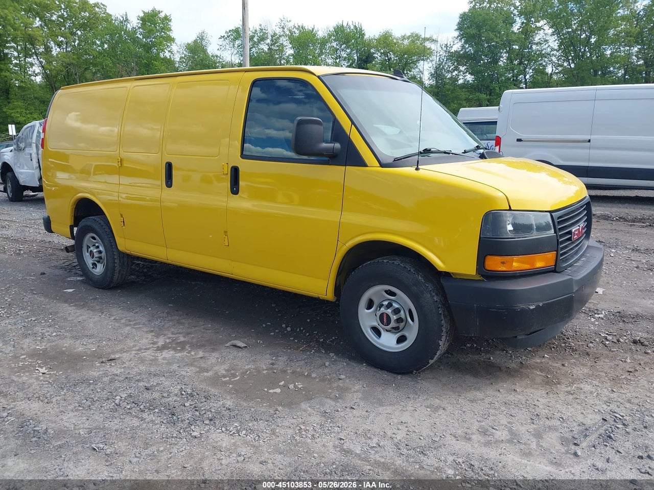 1GTW7AFG9L1****** · 2020 GMC SAVANA CARGO RWD 2500 REGULAR WHEELBASE WORK VAN