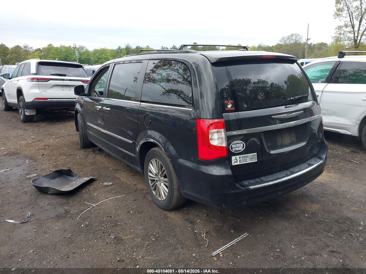 2015 CHRYSLER TOWN &amp; COUNTRY TOURING-L · 3/11