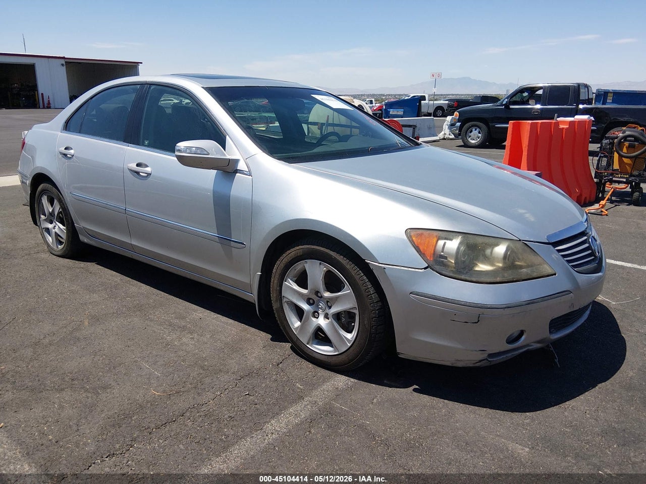 JH4KB165X5C****** · 2005 ACURA RL 3.5