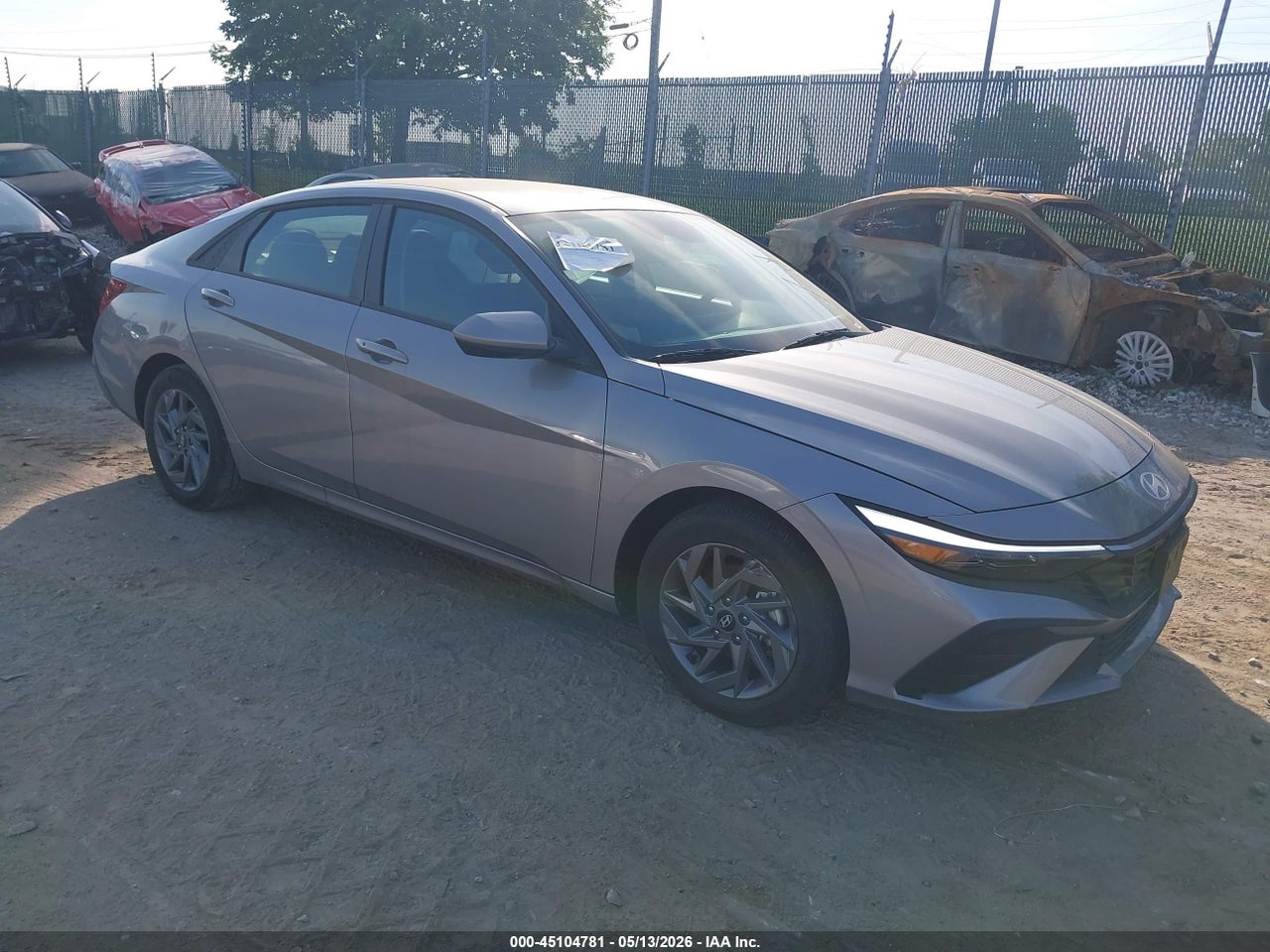 KMHLM4DJ0SU****** · 2025 HYUNDAI ELANTRA HYBRID BLUE
