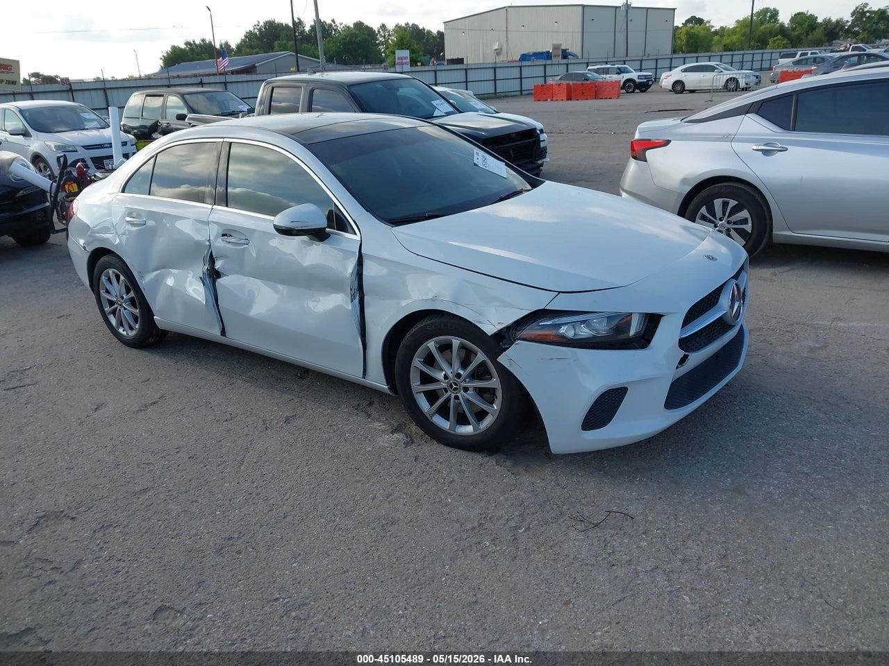W1K3G4EB9LW****** · 2020 MERCEDES-BENZ A 220