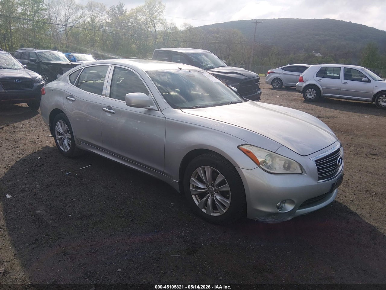 JN1BY1AR1BM****** · 2011 INFINITI M37X