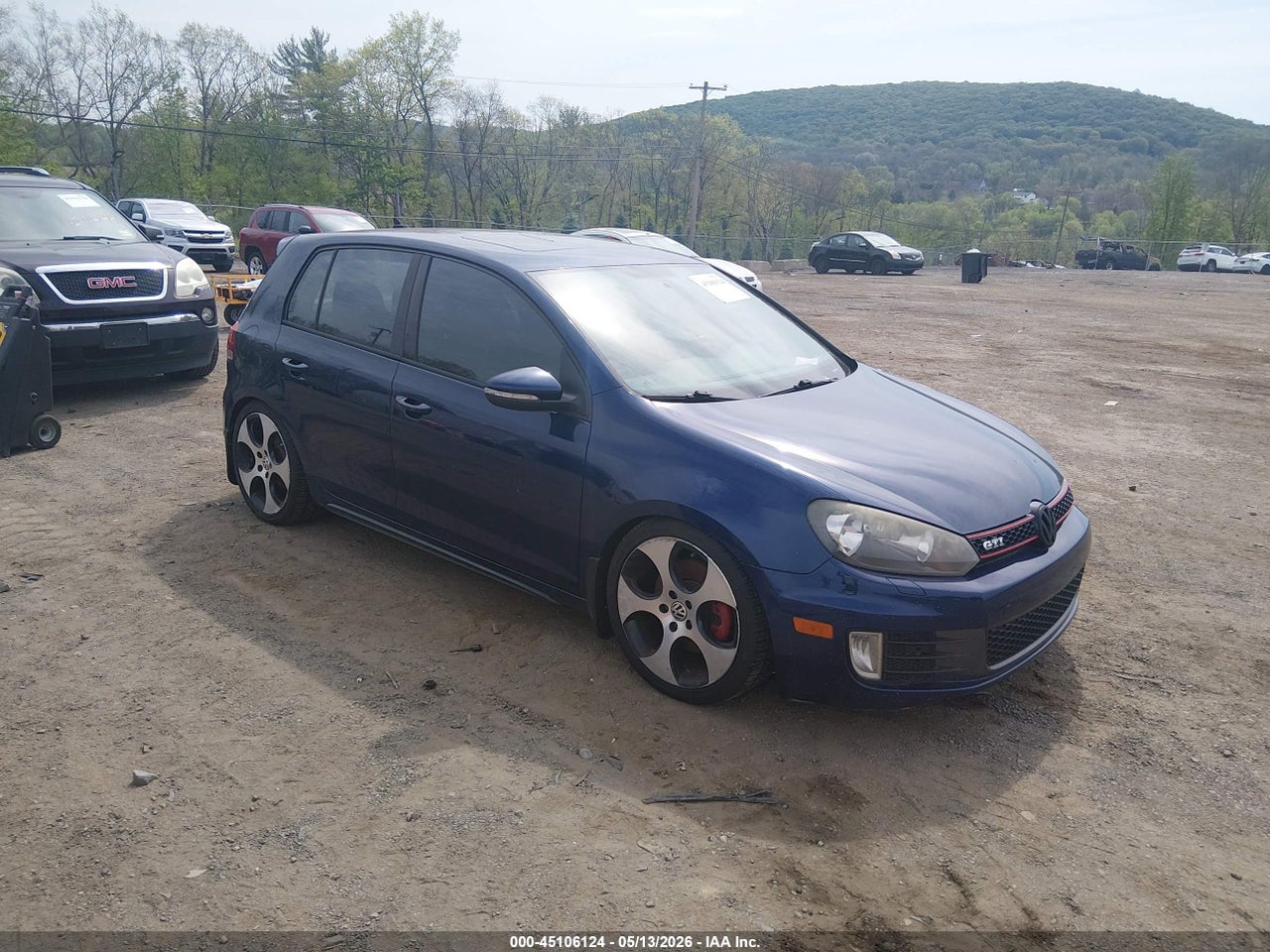 WVWHV7AJ6CW****** · 2012 VOLKSWAGEN GTI 4-DOOR