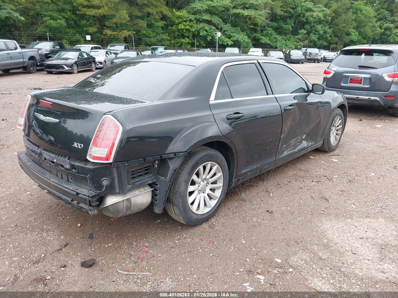 2C3CCAAGXEH****** · 2014 CHRYSLER 300   · 4/11