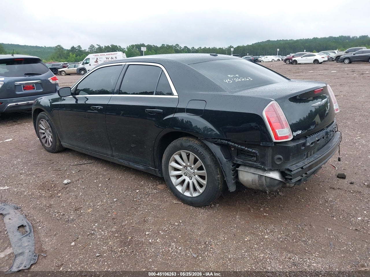 2C3CCAAGXEH****** · 2014 CHRYSLER 300   · 3/11