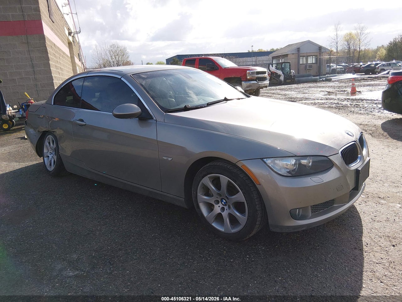 WBAWL73509P****** · 2009 BMW 335I