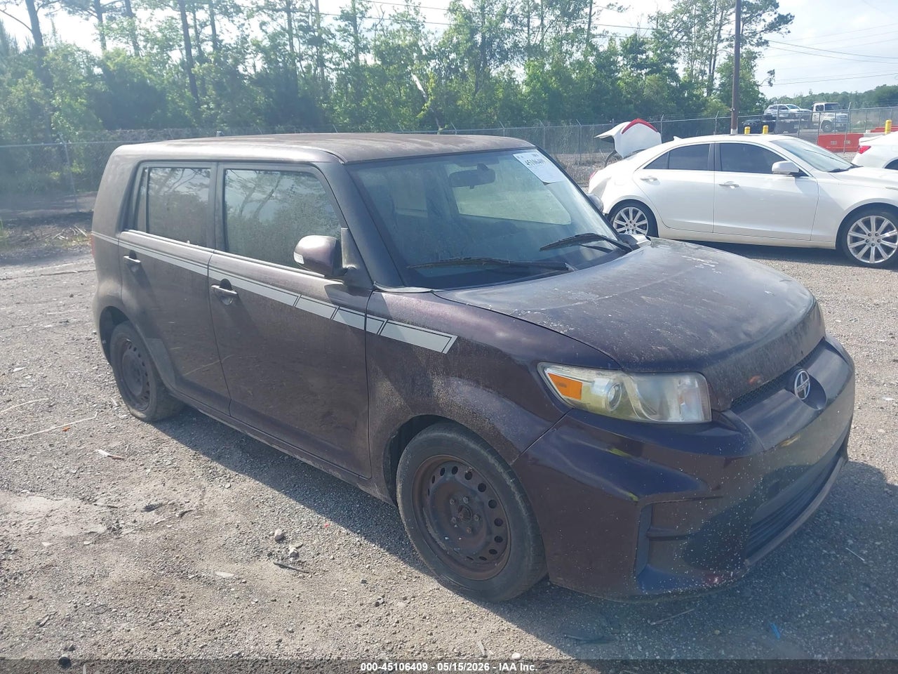 JTLZE4FE6B1****** · 2011 SCION XB