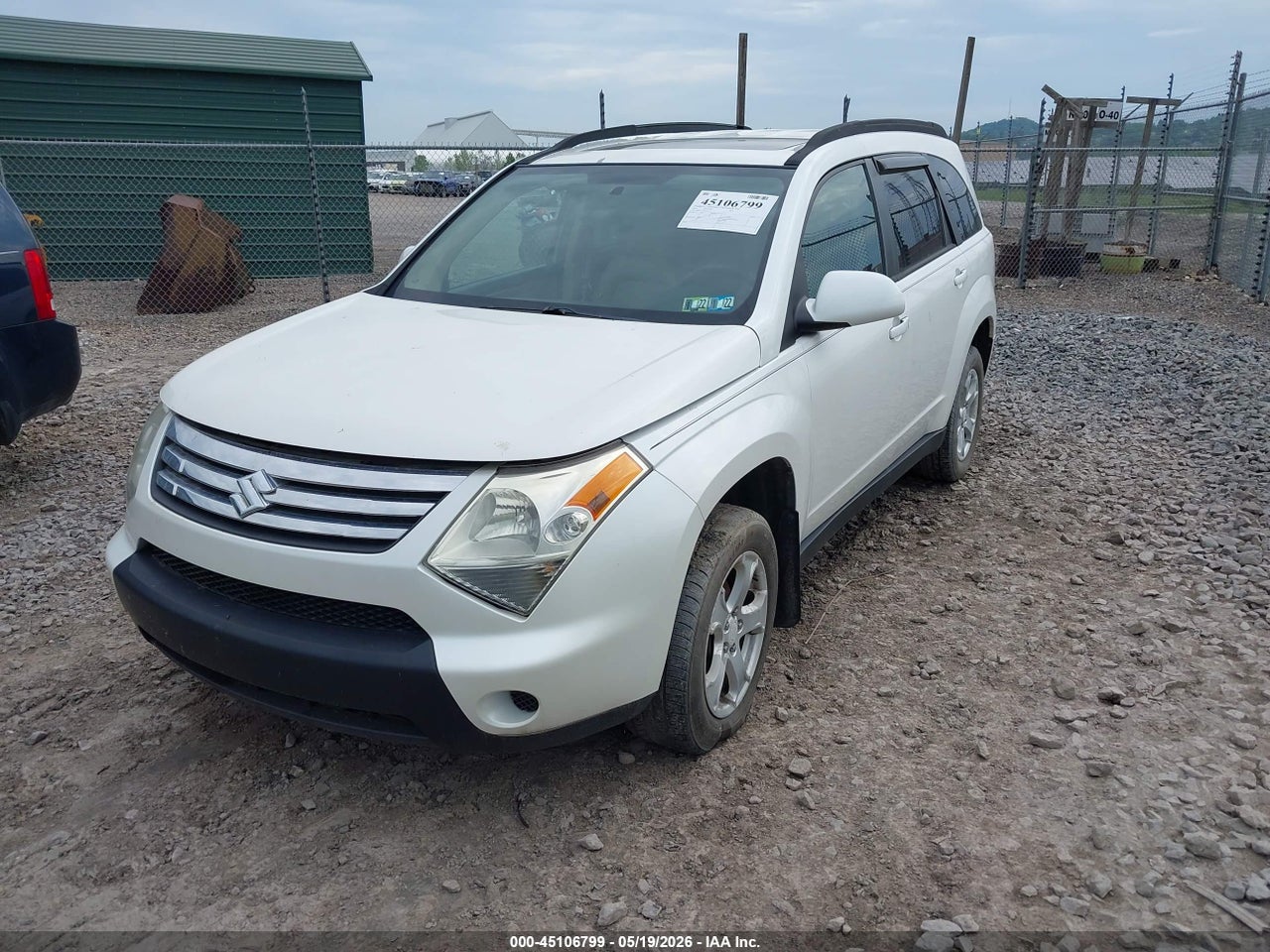 2007 SUZUKI XL7 LUXURY · 2/11