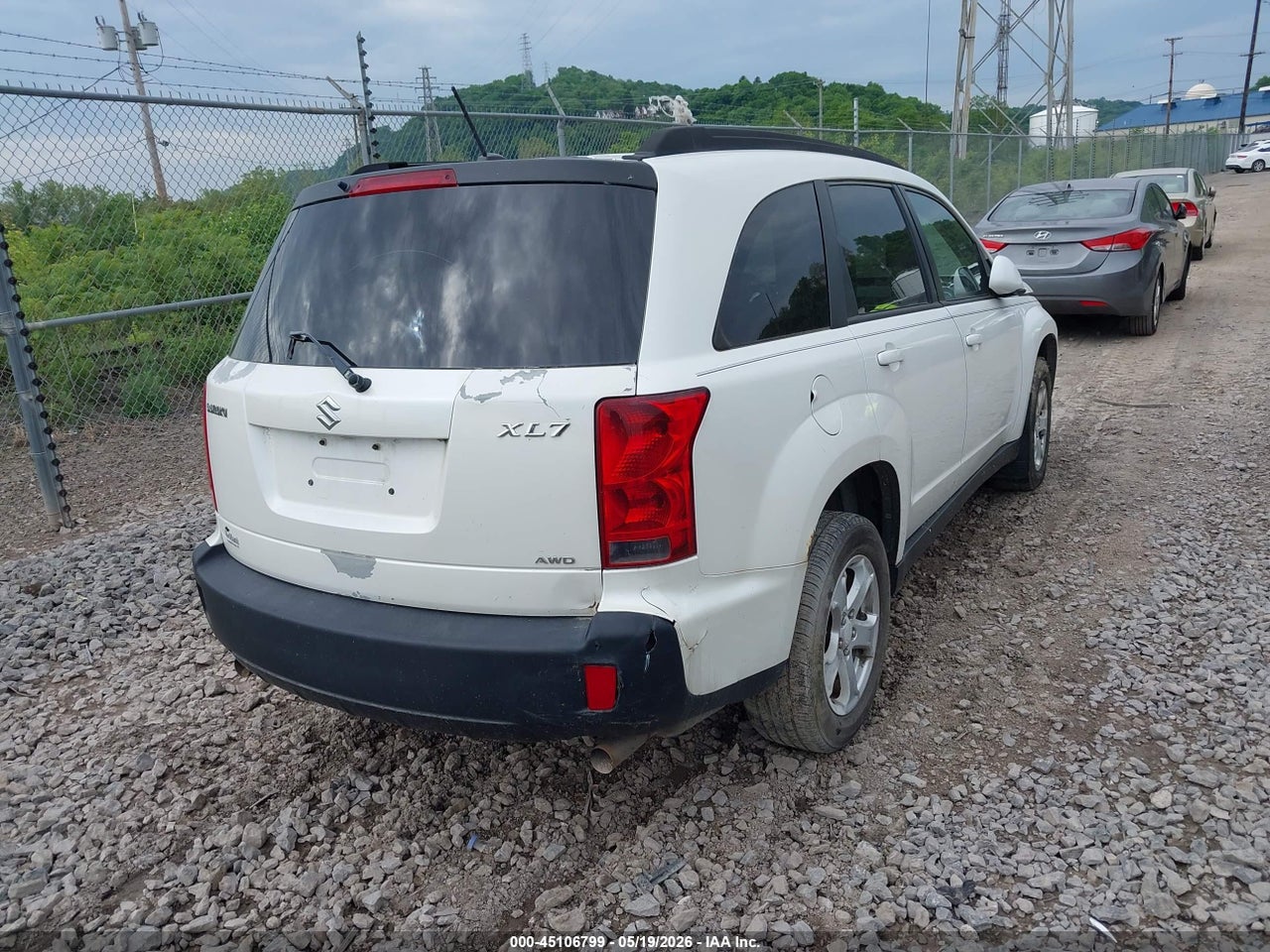 2007 SUZUKI XL7 LUXURY · 4/11