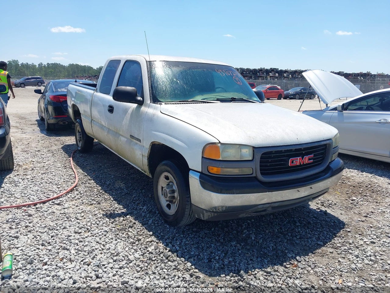 1GTFC29T0YZ****** · 2000 GMC SIERRA 2500 SL