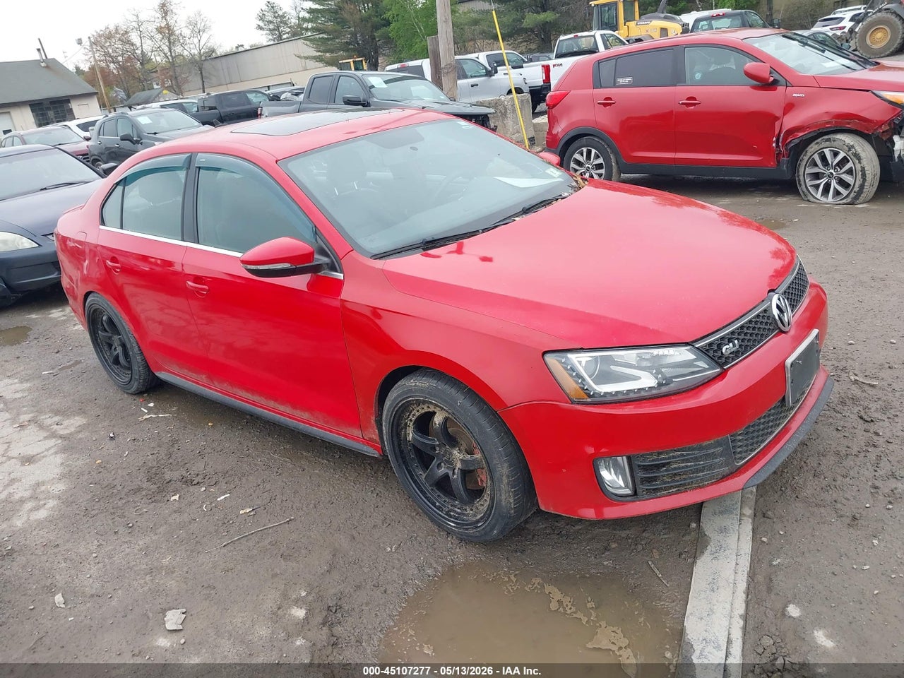 3VW4A7AJ9DM****** · 2013 VOLKSWAGEN JETTA GLI AUTOBAHN W/NAV