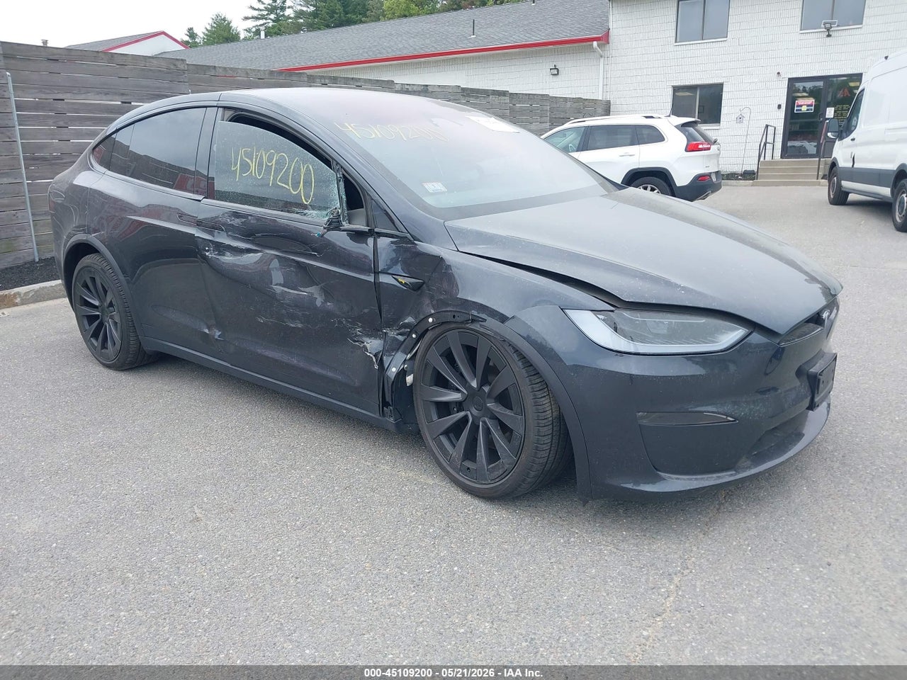 7SAXCDE52RF****** · 2024 TESLA MODEL X LONG RANGE