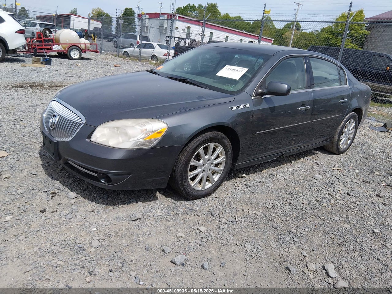 2011 BUICK LUCERNE CX · 2/11