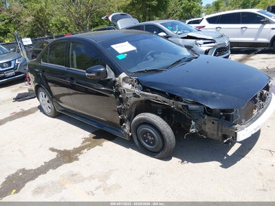 JA32U2FU9FU****** · 2015 MITSUBISHI LANCER ES