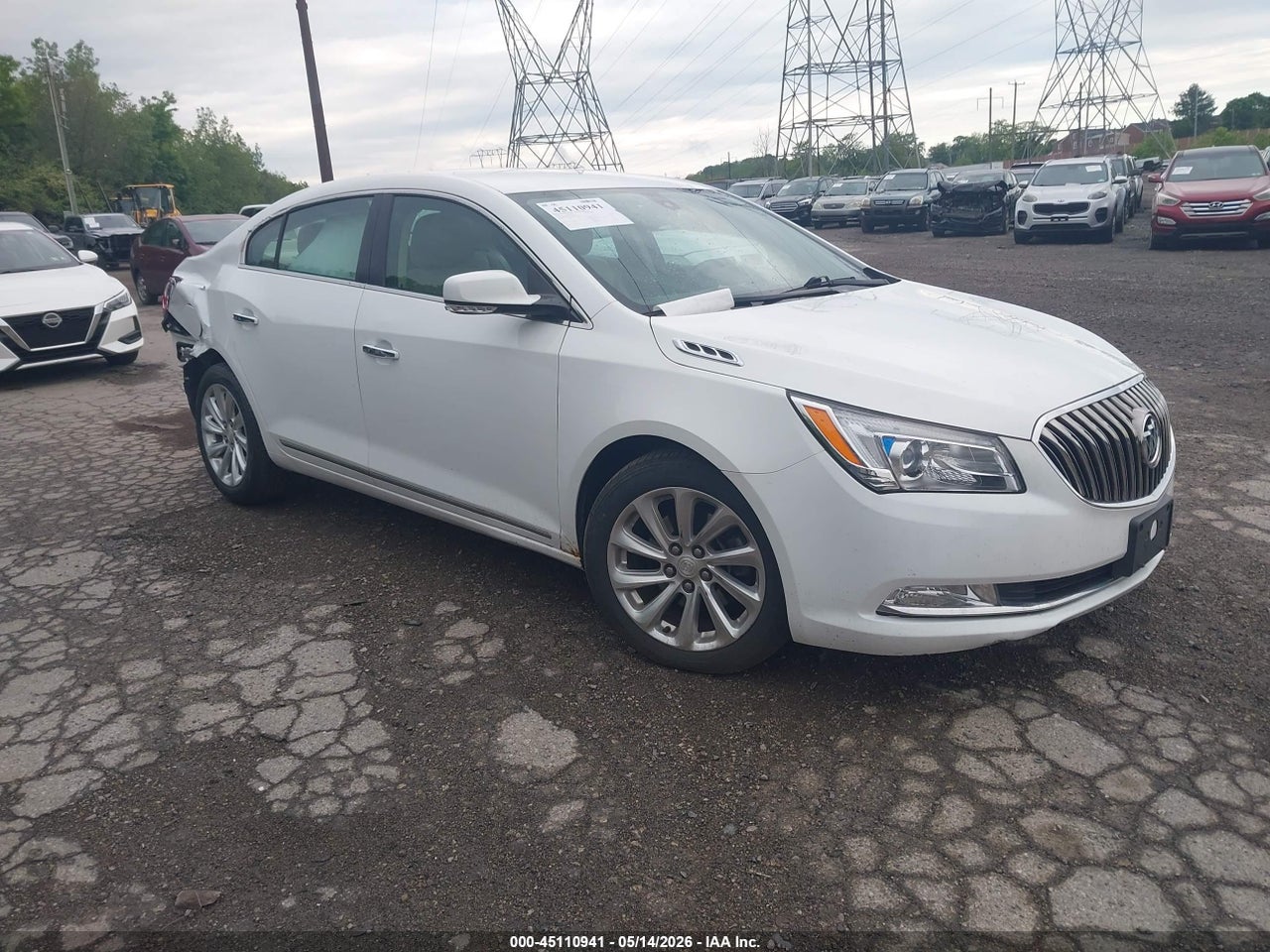 1G4GB5G38GF****** · 2016 BUICK LACROSSE LEATHER