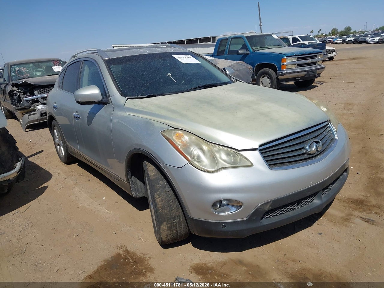 JN1AJ0HP1AM****** · 2010 INFINITI EX35 JOURNEY