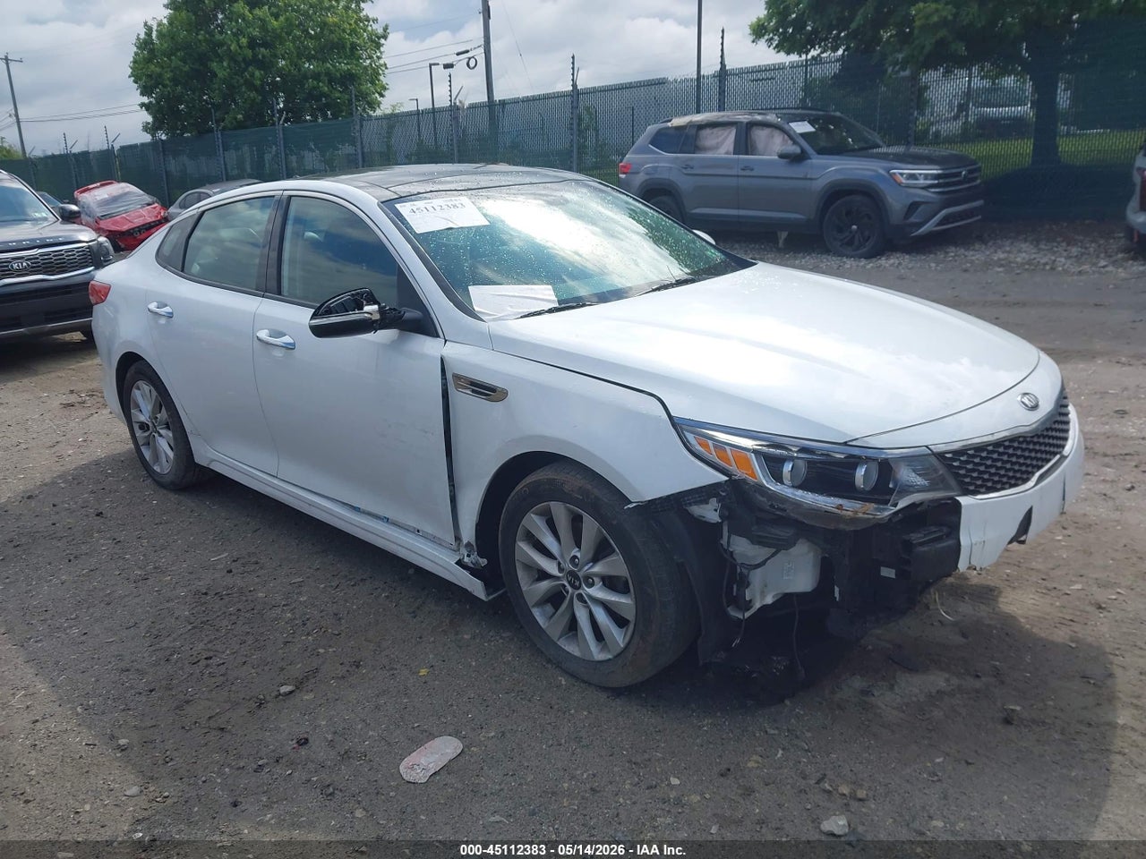 5XXGU4L30GG****** · 2016 KIA OPTIMA EX