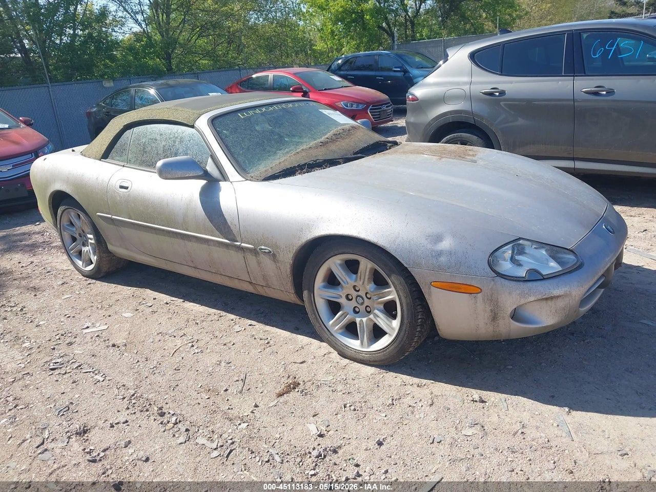 SAJJA42C3YN****** · 2000 JAGUAR XK8