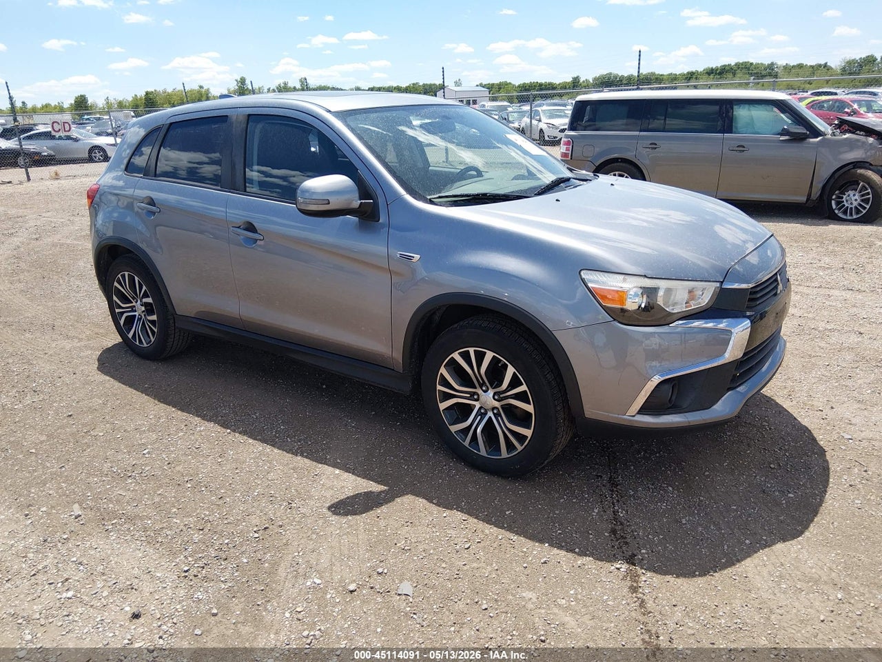 JA4AP3AU0HZ****** · 2017 MITSUBISHI OUTLANDER SPORT 2.0 LE