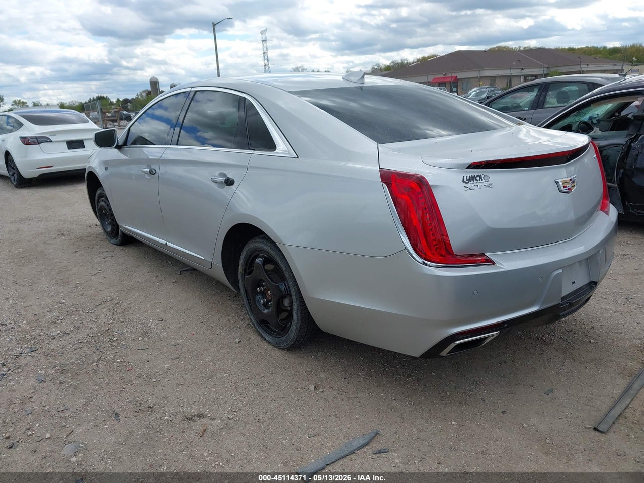 2019 CADILLAC XTS LUXURY · 3/10