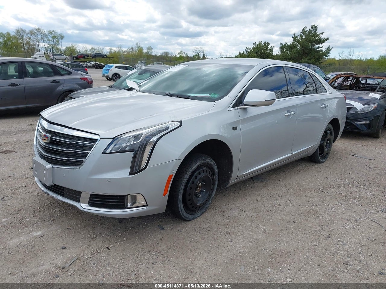 2019 CADILLAC XTS LUXURY · 2/10