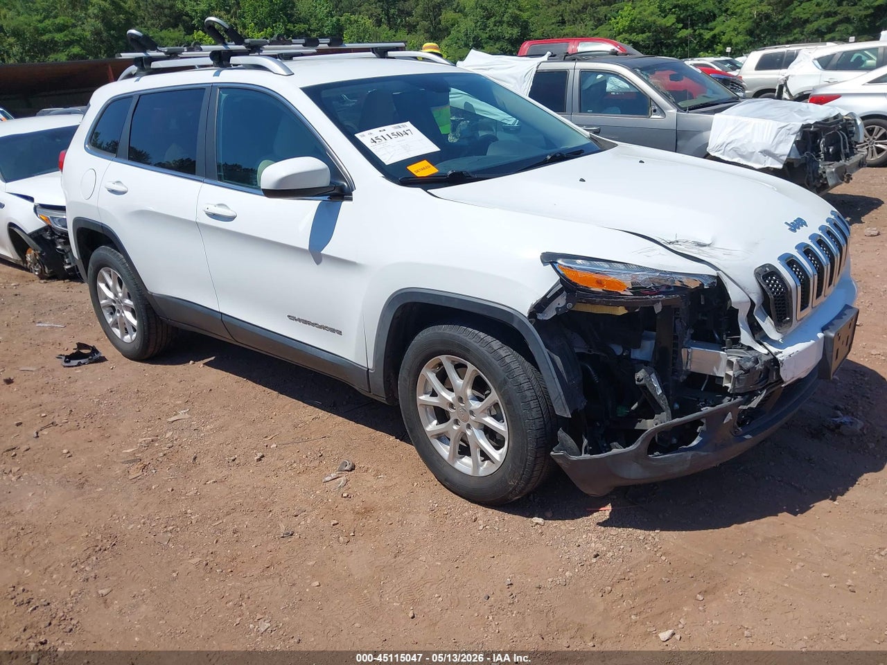 1C4PJMCB2FW****** · 2015 JEEP CHEROKEE LATITUDE
