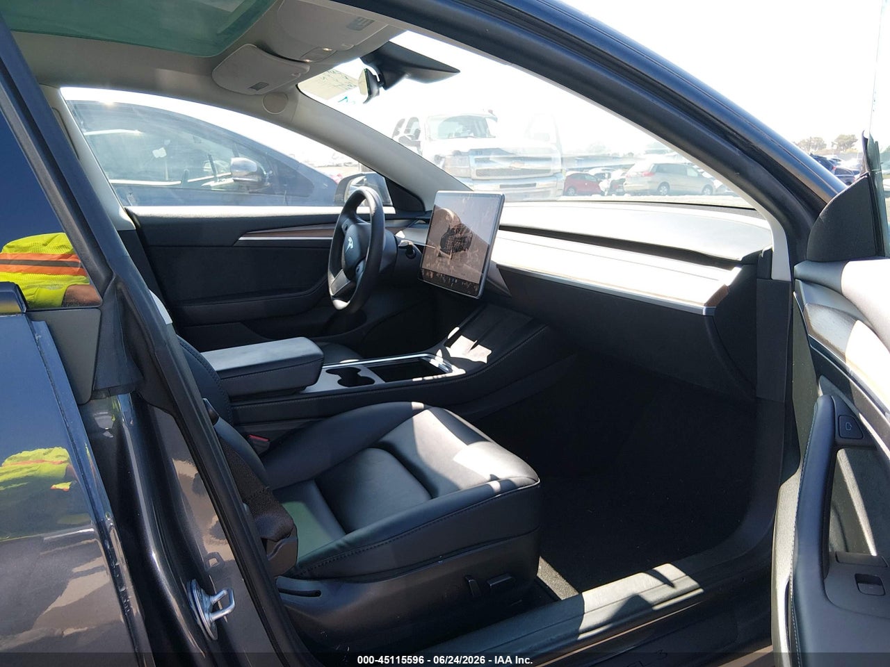 2023 TESLA MODEL 3 REAR-WHEEL DRIVE · 5/11
