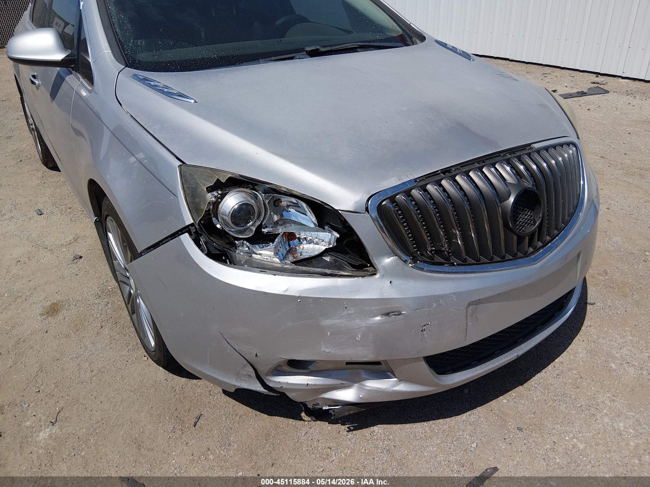 2013 BUICK VERANO LEATHER GROUP · 6/11