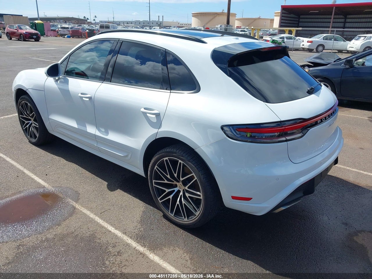 2024 PORSCHE MACAN T · 3/11