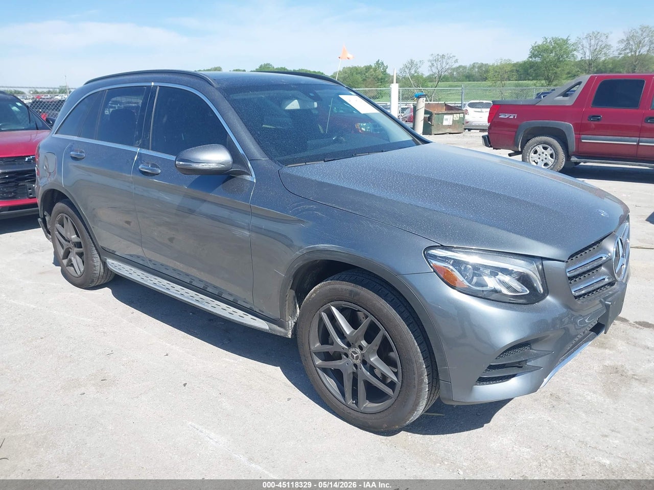 WDC0G4KB0HF****** · 2017 MERCEDES-BENZ GLC 300 4MATIC