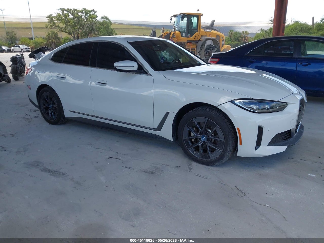 WBY73AW00PF****** · 2023 BMW I4 EDRIVE40