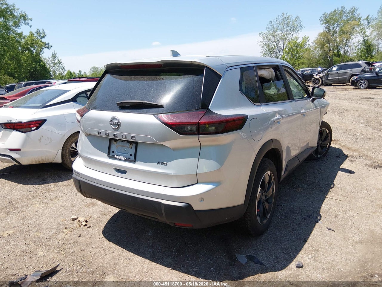 2025 NISSAN ROGUE SV INTELLIGENT AWD · 4/10