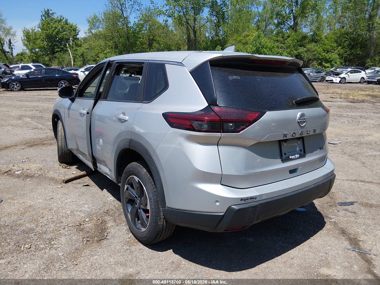 2025 NISSAN ROGUE SV INTELLIGENT AWD · 3/10